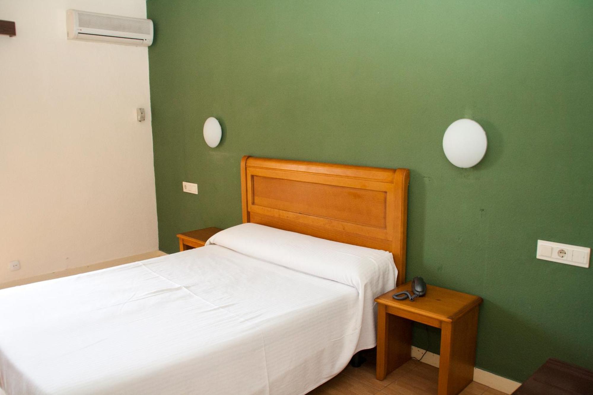 Hotel Anfora เมลีญา ภายนอก รูปภาพ